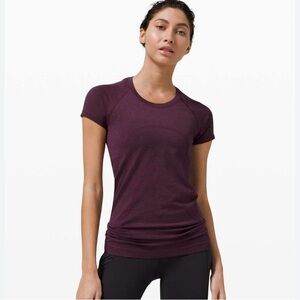 Lululemon Swiftly Tech Short Sleeve 2.0. Deep Fuschia/Black. Women’s Size 4